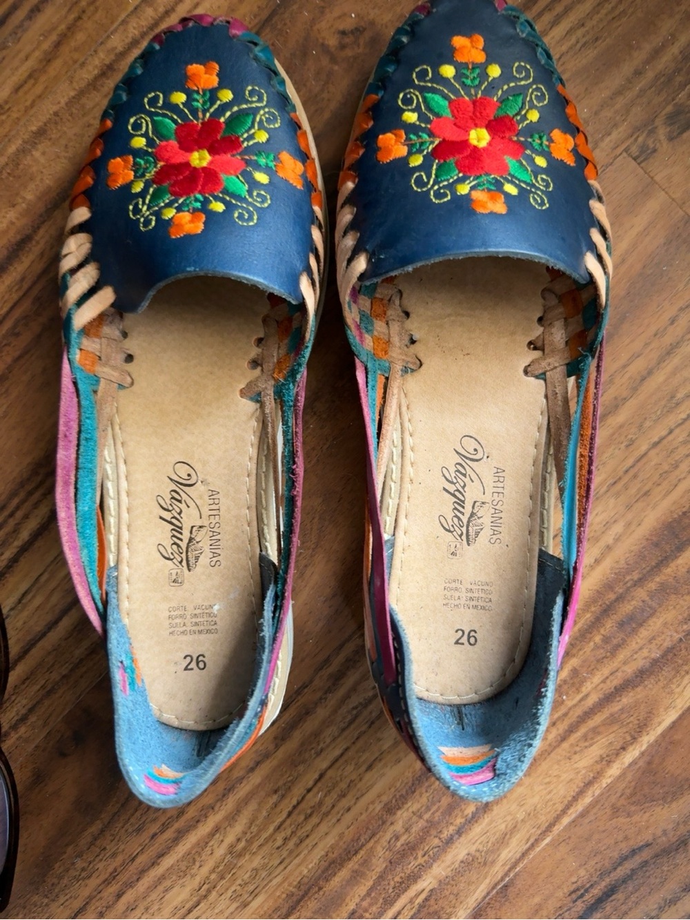 Mexican huarache flats made by Artesanías Vázquez